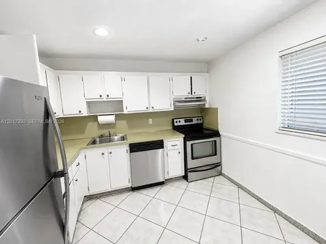 410 SE 2nd Street Hallandale Beach FL 33009