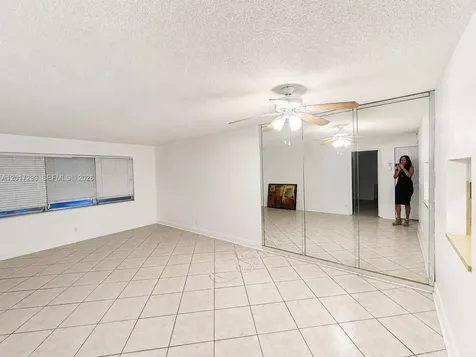 410 SE 2nd Street Hallandale Beach FL 33009