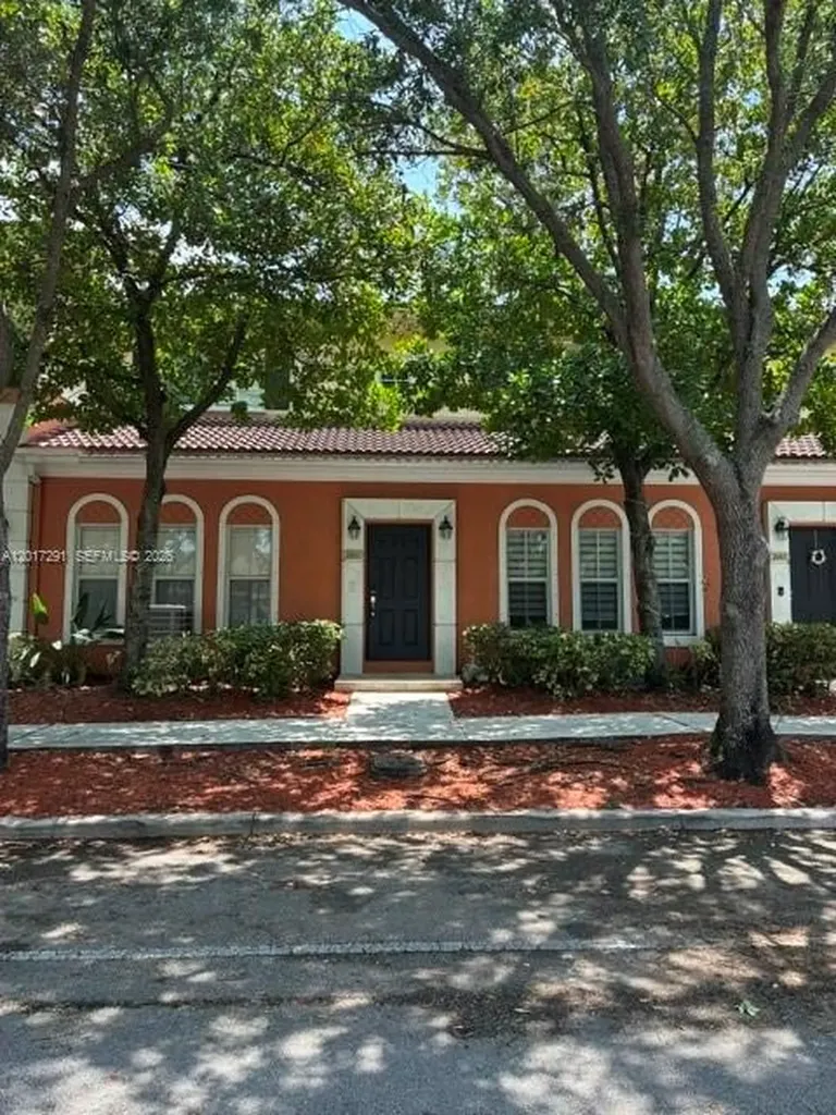 2551 SW 99th Way Miramar FL 33025
