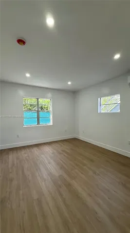 211 SW 10th Avenue Miami FL 33130