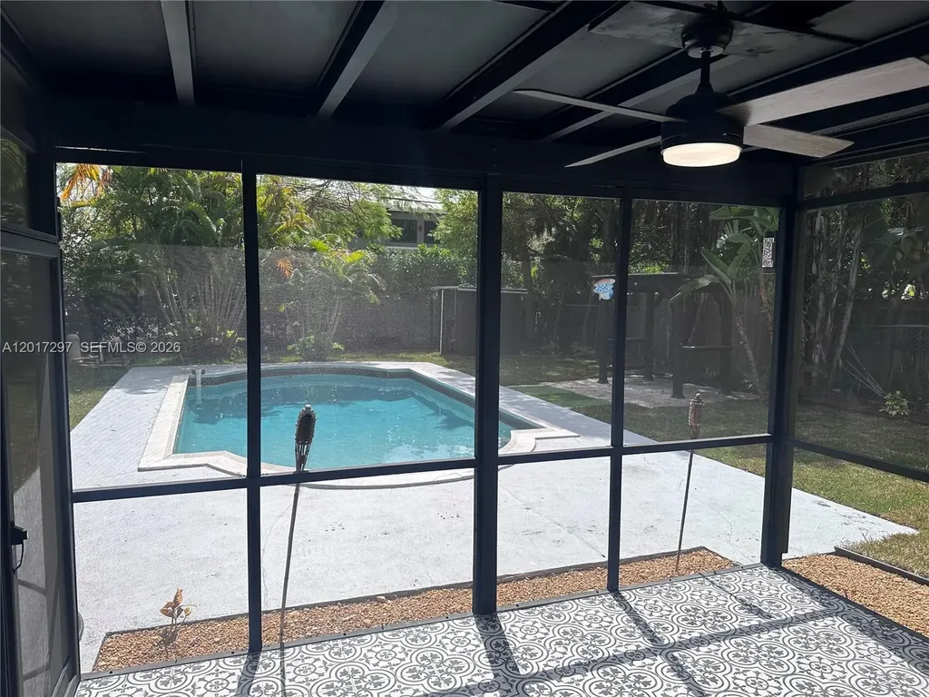 200 SE 19th Street Fort Lauderdale FL 33316