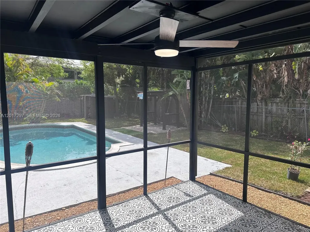 200 SE 19th Street Fort Lauderdale FL 33316