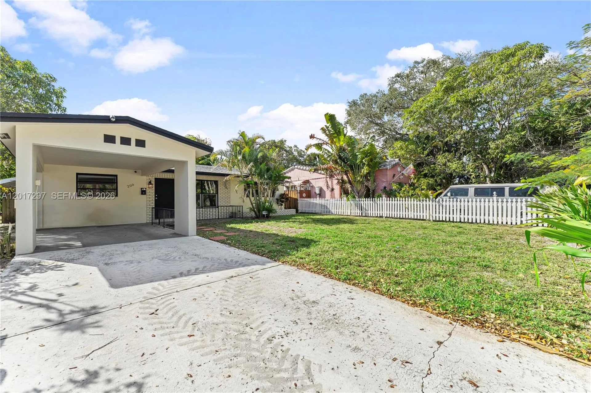 200 SE 19th Street Fort Lauderdale FL 33316