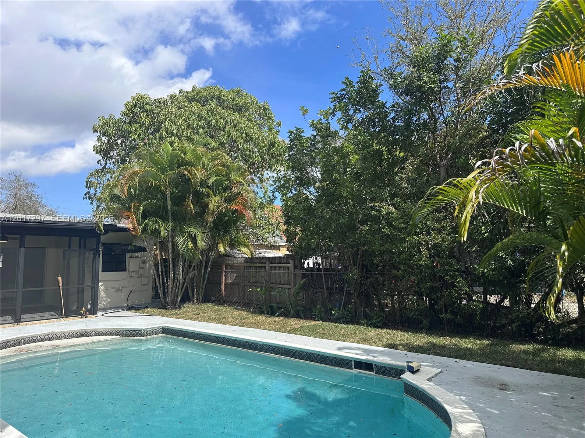 200 SE 19th Street Fort Lauderdale FL 33316