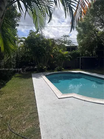200 SE 19th Street Fort Lauderdale FL 33316
