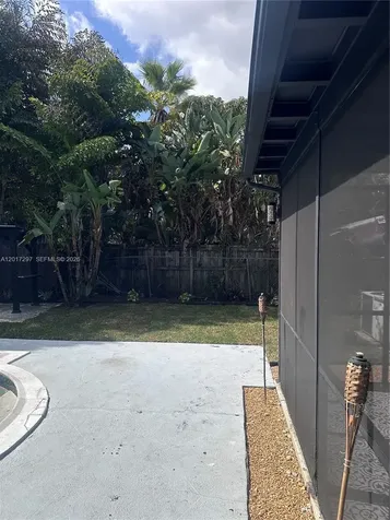 200 SE 19th Street Fort Lauderdale FL 33316