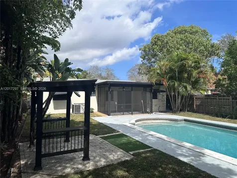 200 SE 19th Street Fort Lauderdale FL 33316