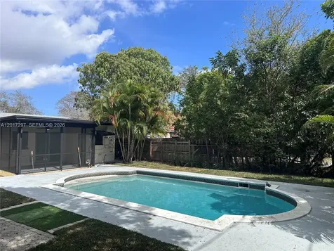 200 SE 19th Street Fort Lauderdale FL 33316