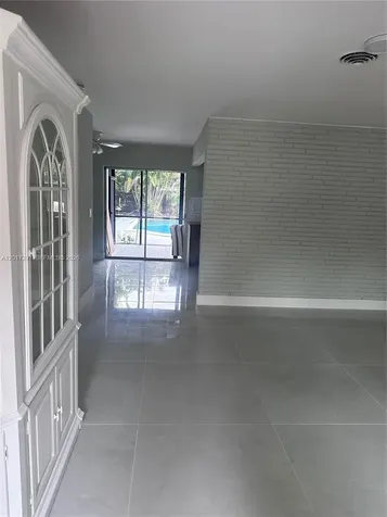200 SE 19th Street Fort Lauderdale FL 33316