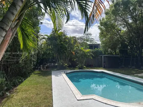 200 SE 19th Street Fort Lauderdale FL 33316
