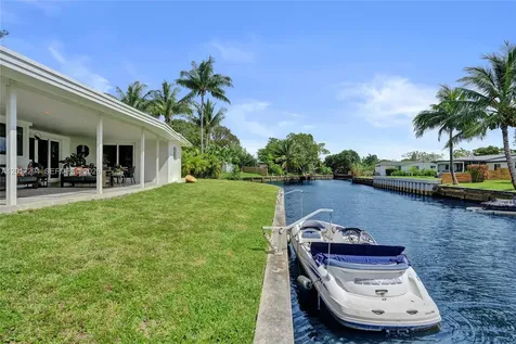 1821 NW 33rd Court Oakland Park FL 33309