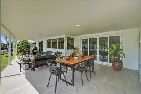 1821 NW 33rd Court Oakland Park FL 33309