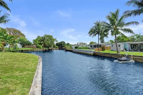 1821 NW 33rd Court Oakland Park FL 33309