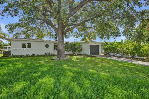 1821 NW 33rd Court Oakland Park FL 33309