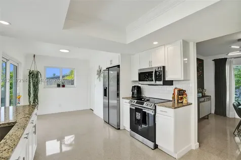 1821 NW 33rd Court Oakland Park FL 33309