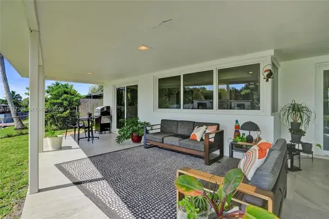 1821 NW 33rd Court Oakland Park FL 33309