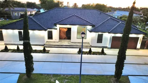 19880 SW 134th Avenue Miami FL 33177