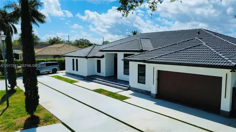 19880 SW 134th Avenue Miami FL 33177