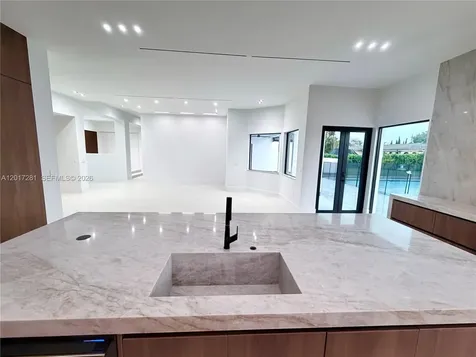 19880 SW 134th Avenue Miami FL 33177