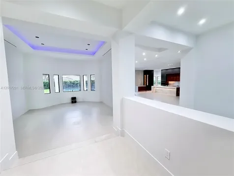 19880 SW 134th Avenue Miami FL 33177