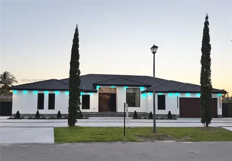 19880 SW 134th Avenue Miami FL 33177