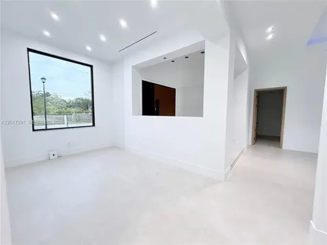 19880 SW 134th Avenue Miami FL 33177