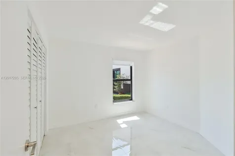 8340 NW 193rd Lane Hialeah FL 33015