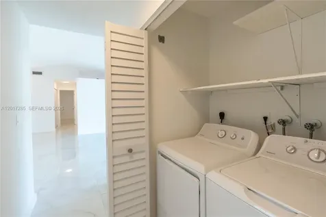 8340 NW 193rd Lane Hialeah FL 33015
