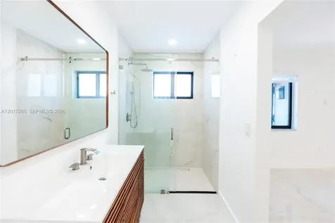 8340 NW 193rd Lane Hialeah FL 33015
