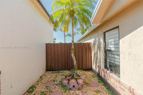 8340 NW 193rd Lane Hialeah FL 33015