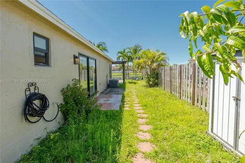 8340 NW 193rd Lane Hialeah FL 33015