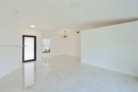 8340 NW 193rd Lane Hialeah FL 33015
