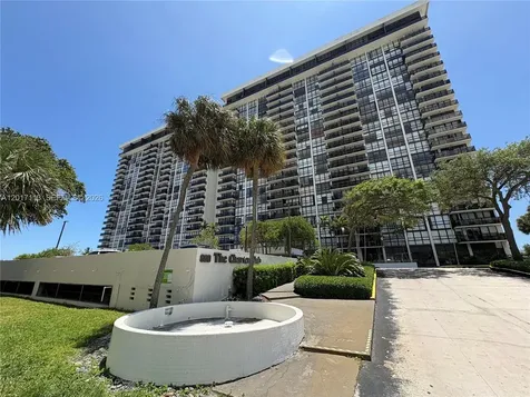 600 NE 36th Street Miami FL 33137