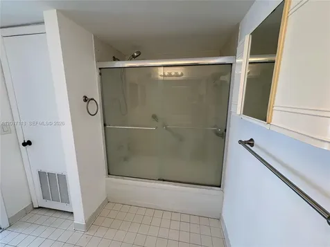 600 NE 36th Street Miami FL 33137