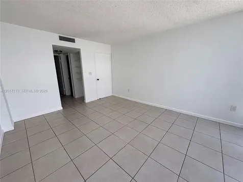 600 NE 36th Street Miami FL 33137