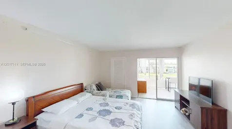 325 Wellington G West Palm Beach FL 33417