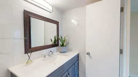 325 Wellington G West Palm Beach FL 33417