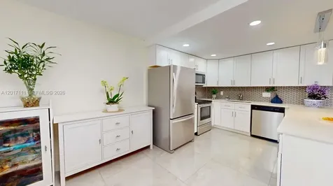 325 Wellington G West Palm Beach FL 33417