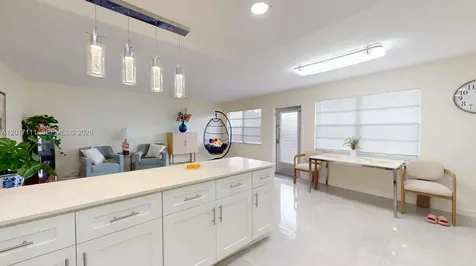 325 Wellington G West Palm Beach FL 33417