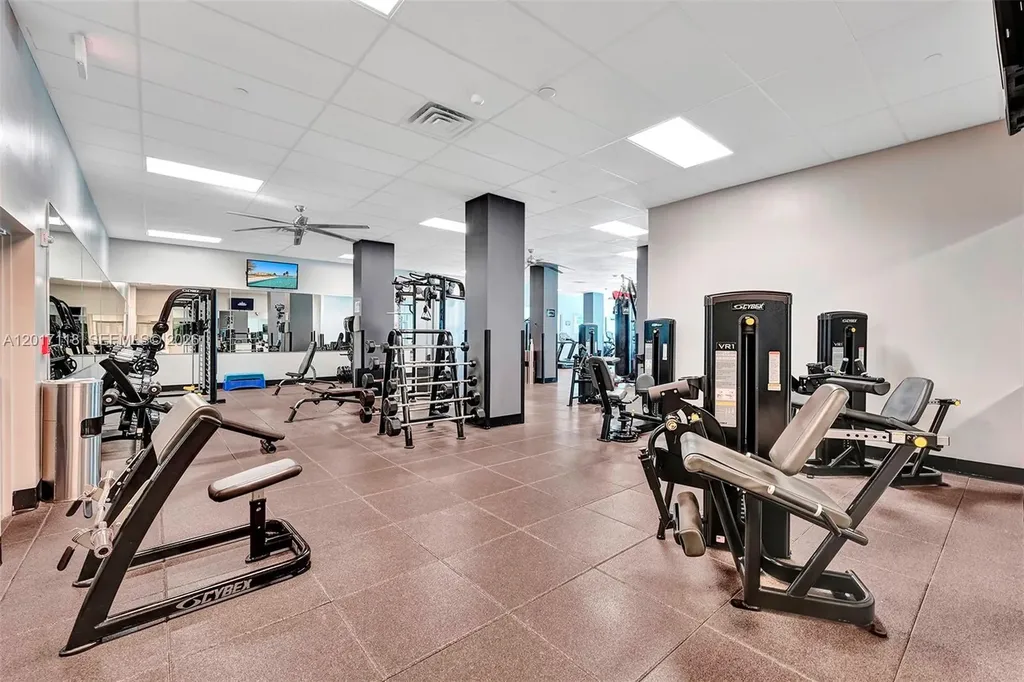 2501 S Ocean Drive Hollywood FL 33019