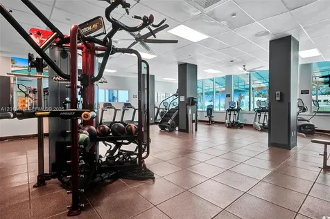2501 S Ocean Drive Hollywood FL 33019