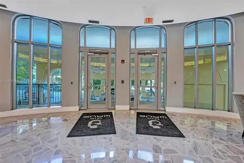 2501 S Ocean Drive Hollywood FL 33019