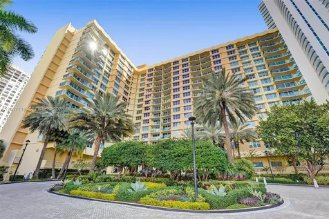2501 S Ocean Drive Hollywood FL 33019
