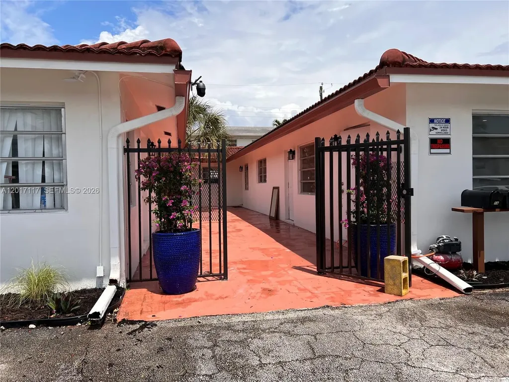 1140 NE 24th Avenue Pompano Beach FL 33062