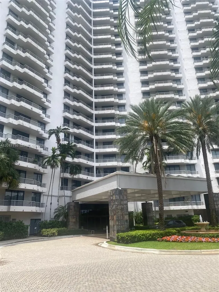 3300 NE 191st Street Aventura FL 33180