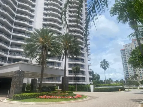 3300 NE 191st Street Aventura FL 33180