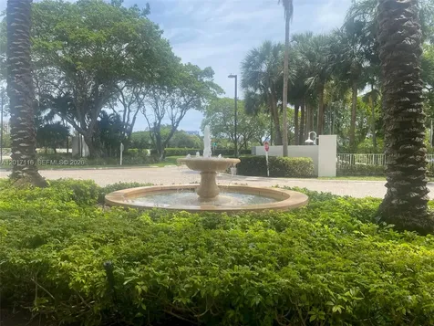 3300 NE 191st Street Aventura FL 33180