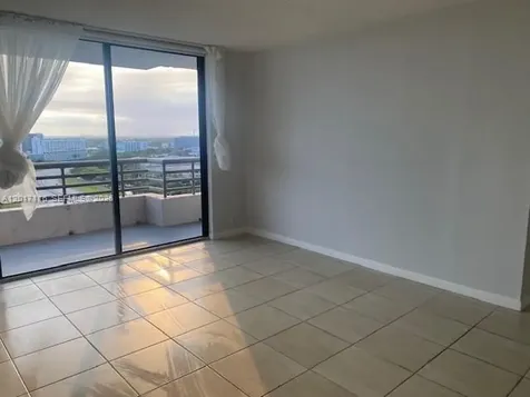3300 NE 191st Street Aventura FL 33180