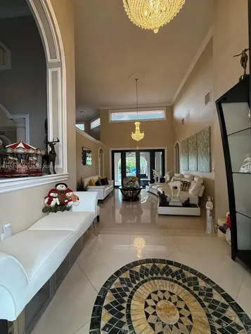 19596 SW 130th Avenue Road Miami FL 33177