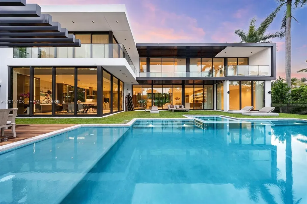 2520 Shelter Avenue Miami Beach FL 33140